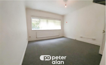 Long Oaks Court, Sketty, SWANSEA - Photo 3