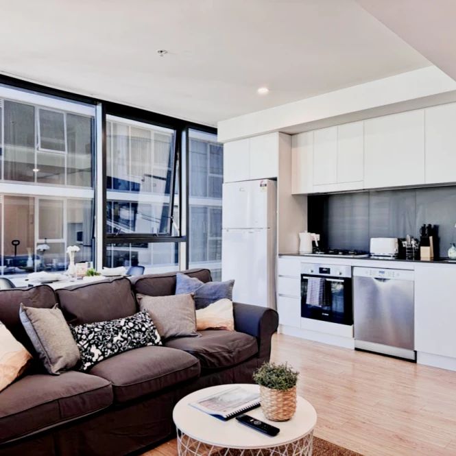 1 bed 1 bath - Photo 1