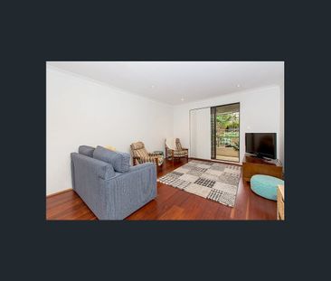 BEAUTIFULLY PRESENTED 2 BEDROOM APARTMENT - Photo 4