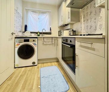 The Orchard, Warminster, BA12 - Photo 2