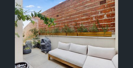 109/140 Cotham Road, Kew, Vic 3101 - Photo 2