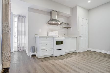 For Lease - 287 St John's Road, Toronto, Ontario - Photo 5