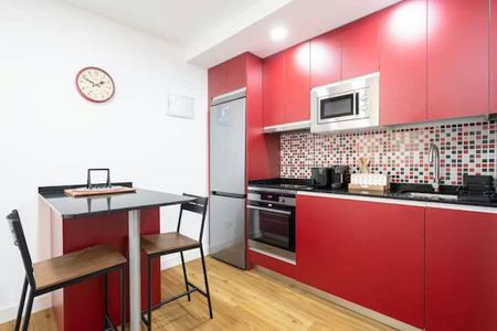 Calle de Aguilón, Madrid, Community of Madrid 28045 - Foto 5