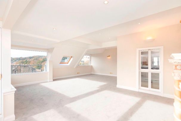 3 bedroom flat to rent - Photo 1