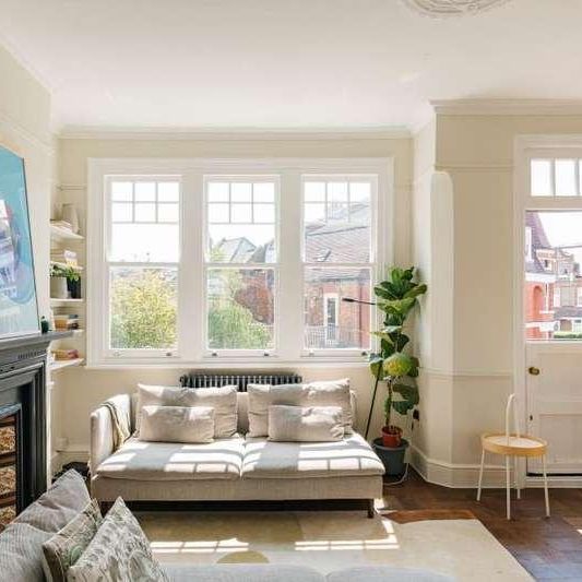 Felix Avenue, Crouch End, N8 - Photo 1