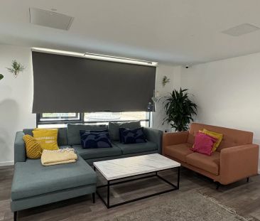 Silver Studio - Photo 2