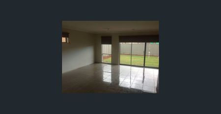 TWO BEDROOM HOME! - Photo 5