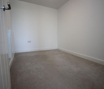 2 bed Flat for let - Photo 2