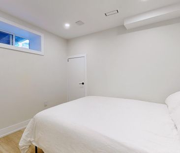 For Lease - 30 Struthers Street Unit# Lower Unit, Toronto, Ontario - Photo 6