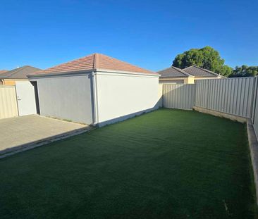 Low Maintenance - Fresh Modern Cottage Block Home - Air Con - Photo 1