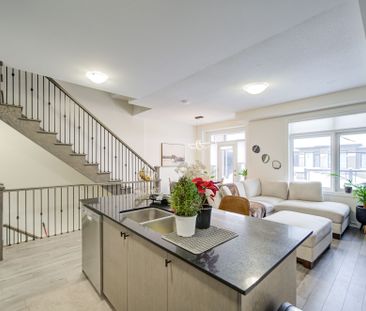 For Lease - 33 Bluebird Lane, Barrie, Ontario - Photo 1