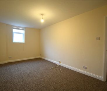 2 Bed Flat To Rent - Photo 6