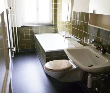 Urbanes Feeling in belebtem Stadtquartier - Photo 1