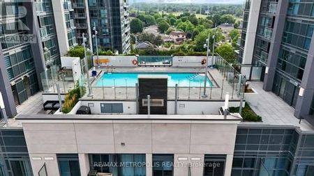For Lease - 20 Meadowglen Place Unit# 725, Toronto, Ontario - Photo 4