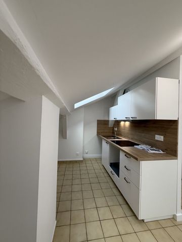 APPARTEMENT T2 A LOUER - LYON 7EME ARRONDISSEMENT - 38.23 m2 - 750 € charges comprises par mois - Photo 4