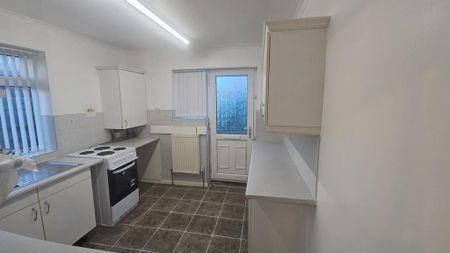 2 bedroom bungalow to rent - Photo 5