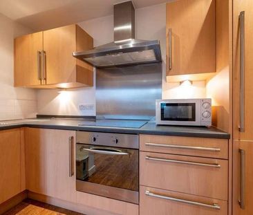 Bakersgate Gardens, Pirbright, GU24 - Photo 1