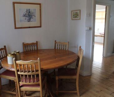 4 bedroom semi-detached house to rent - Photo 5