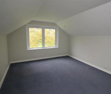 5 bedroom detached house to rent - Photo 3