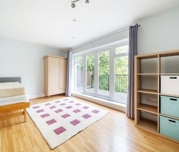 4 bedroom semi-detached house to rent - Photo 5