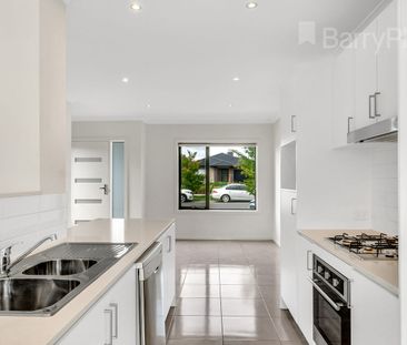 Low Maintenance Living! - Photo 1