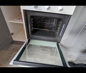 2 Bed Terraced House, Swallow Avenue, LS12 - Photo 6