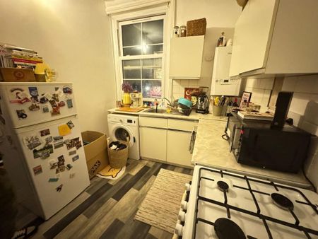 1 bedroom flat to rent - Photo 3