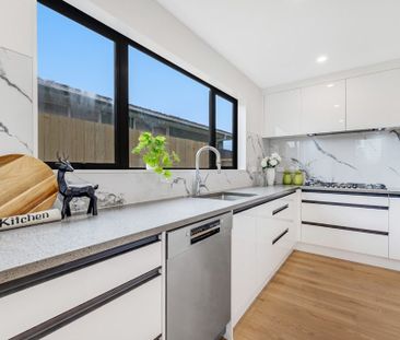 MANGERE, 4 BEDROOMS - Photo 5