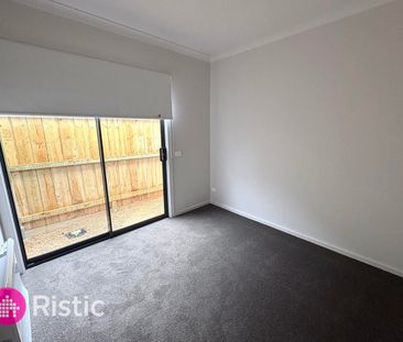 14 Woodhaven Walk, Wollert, Vic 3750 - Photo 1