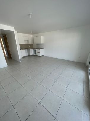 Location Appartement 3 pièces 71m² BOUCAU 64340 - Photo 1