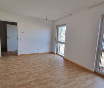 Sonnige 2-Raum-Wohnung mit kleinem Balkon in Dresden-Friedrichstadt - Foto 4