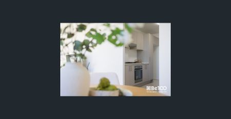 Spacious, Freshly Painted 3-Bedroom Apartment - Expansive Balcony and Proximity to James Ruse! - Photo 2