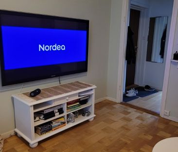 Ljus och välplanerad etta med balkong på Forsskålsgatan i Johanneshov! - Foto 6