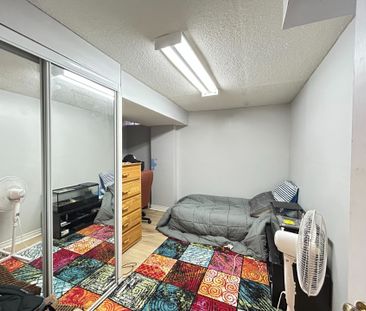 For Lease - 2555 Thomas Street Unit# 36, Mississauga, Ontario - Photo 5