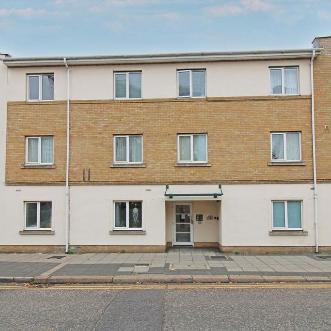 2 bedroom flat to rent - Photo 1