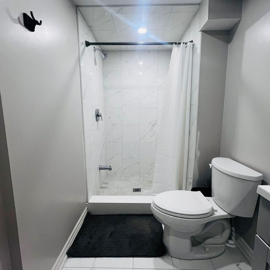 For Lease - 1356 Forest Street Unit# Bsmt, Innisfil, Ontario - Photo 1