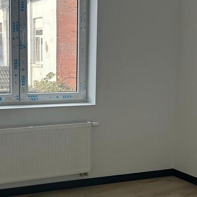 Woning te huur in Gent voor € 900 met 2 slaapkamers - Photo 1