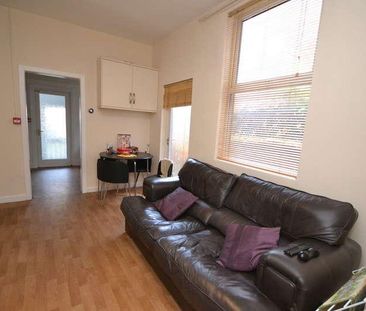 House Share - Trent Boulevard, West Bridgford, NG2 - Photo 1