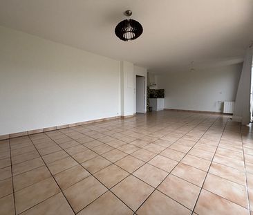 Location Appartement 2 pièces 63m² - Photo 3