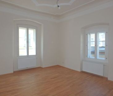 ERSTBEZUG - ALTBAUJUWEL IN TOPSANIERTEM ZUSTAND - Photo 2