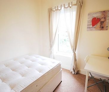 3 Bed - Ancrum Street, Spital Tongues - Photo 2