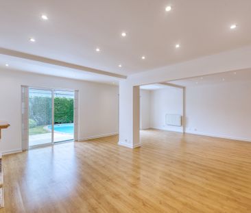 Family house in the heart of São João do Estoril - Photo 3