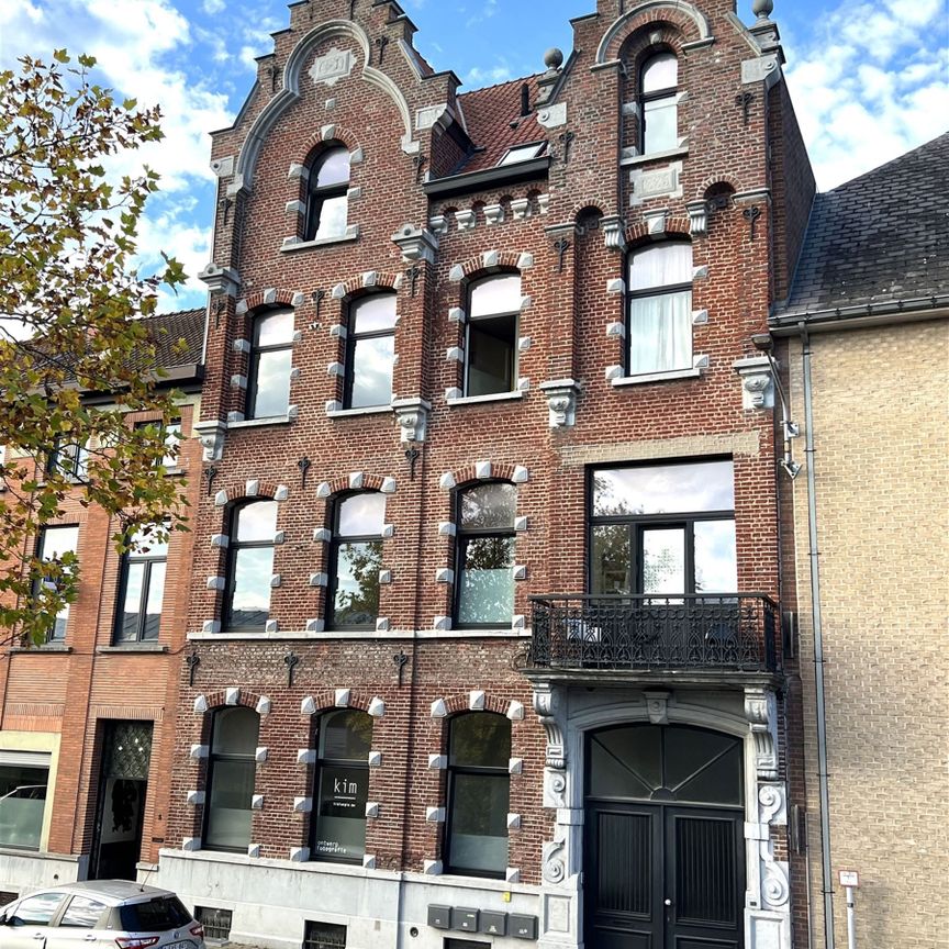 Stijlvol, ruim appartement met 2 slaapkamers en terras - Foto 1