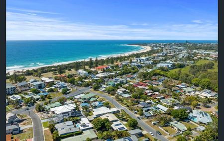 Spacious Family Home In Kingscliff - Photo 3