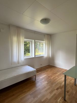 Stora Älsjövägen, Olofstorp - Photo 1