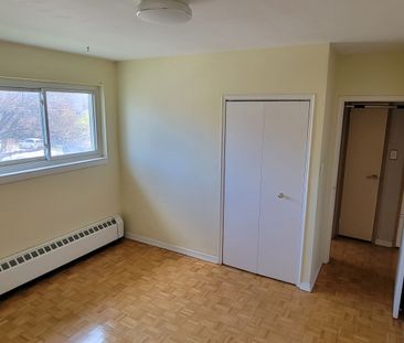 For Lease - 54 Rabbit Lane Unit# 5, Toronto, Ontario - Photo 1
