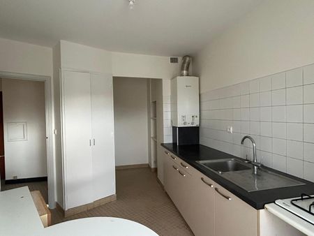 Location Appartement 2 pièces 68m² ALBI 81000 - Photo 5