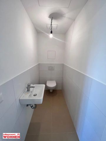 Letzte 3-Zimmer Wohnung! Unbefristet mit Kaufoption | Gemeinschaftspool | Nachhaltiges Heiz- und Kühlsystem - Photo 2