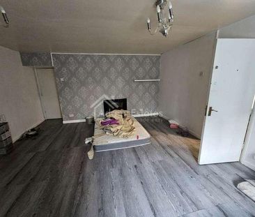 Aire House, Knottingley, WF11 - Photo 3