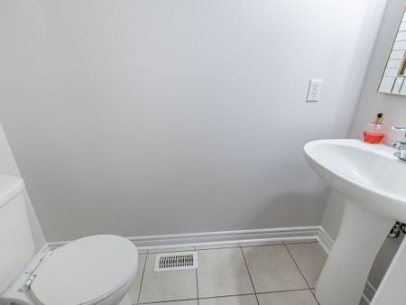 For Lease - 3275 Stalybridge Drive Unit# 19, Oakville, Ontario - Photo 5